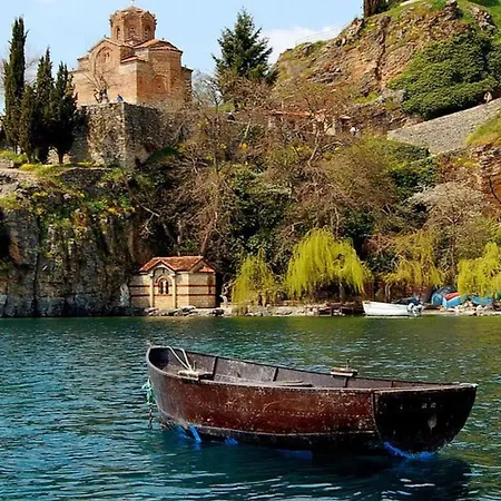 2br Lakeside Harmony & Balcony - Pogradec, Ohrid Pogradec