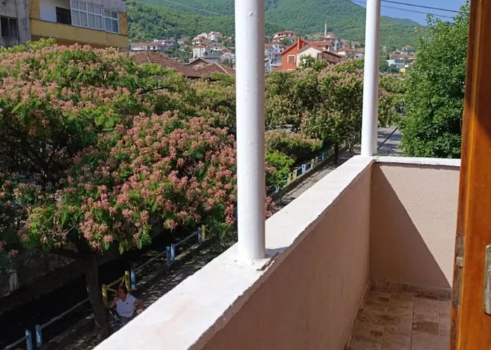 2br Lakeside Harmony & Balcony - Pogradec, Ohrid * 포그라데츠