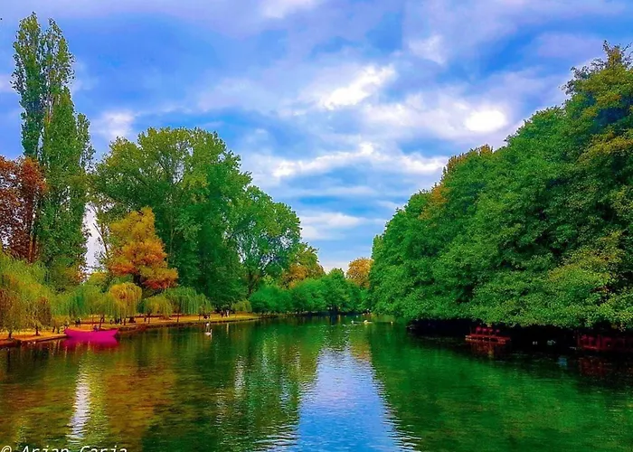 2br Lakeside Harmony & Balcony - Pogradec, Ohrid Ferienhaus Pogradec