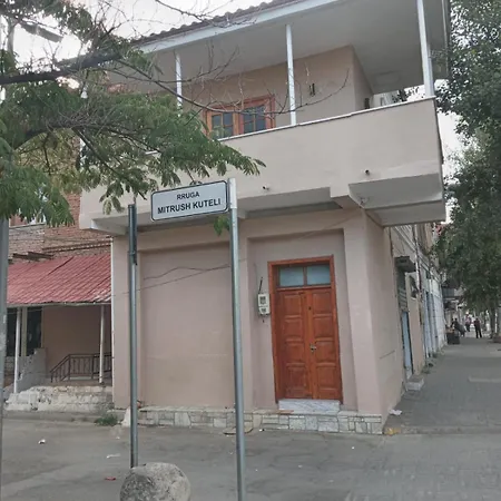 Holiday home 2Br Lakeside Harmony & Balcony - Pogradec, Lake Ohrid Pogradec