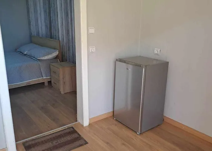 2br Lakeside Harmony & Balcony - Pogradec, Ohrid Semesterbostad Pogradec