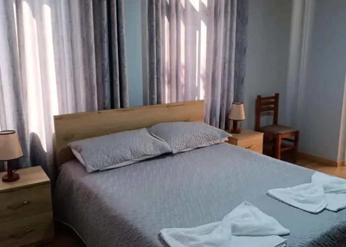 2br Lakeside Harmony & Balcony - Pogradec, Ohrid *
